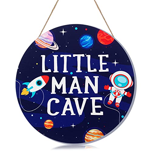 Space Theme Décor for Boys’ Bedrooms